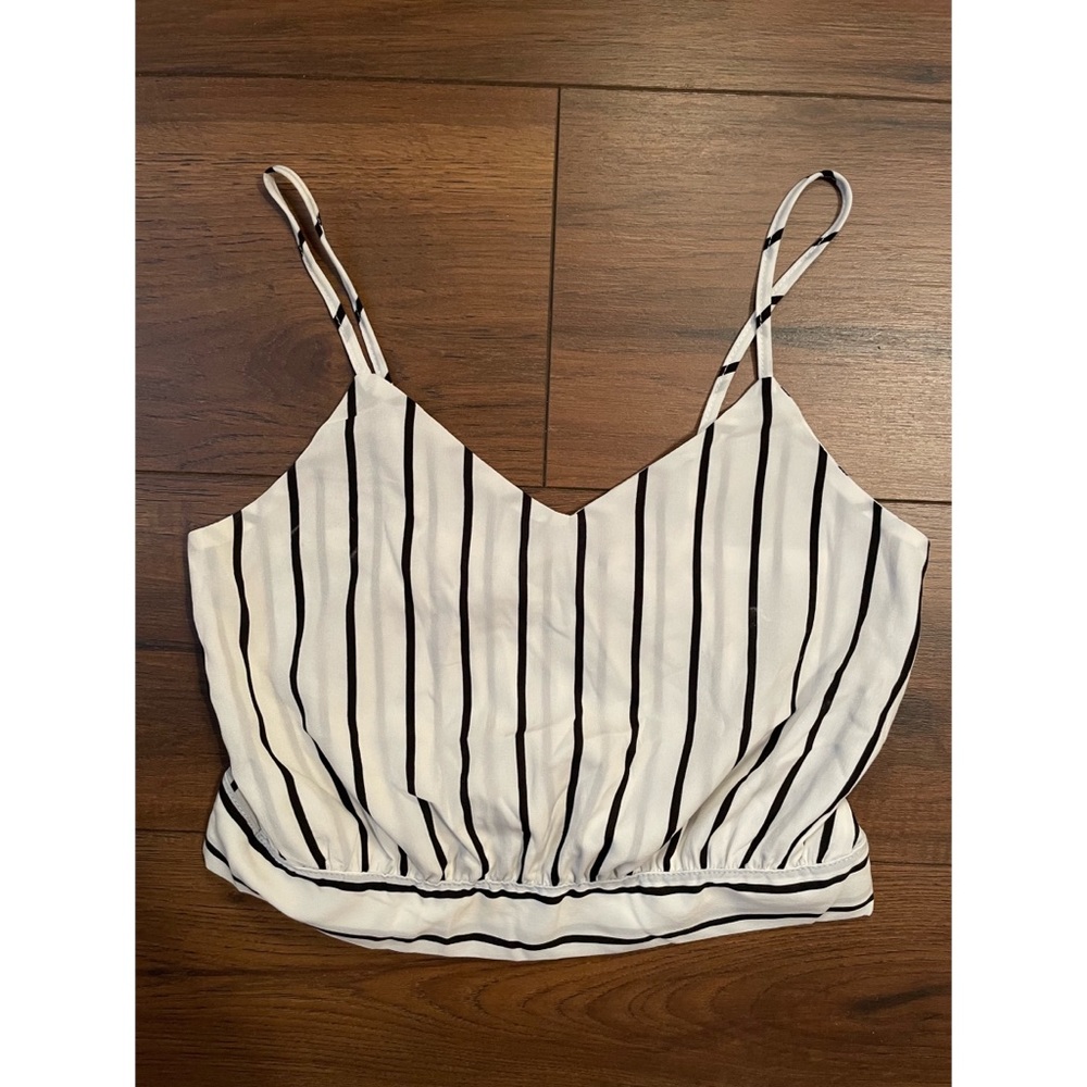 SHEIN Black & White Crop Tied Top